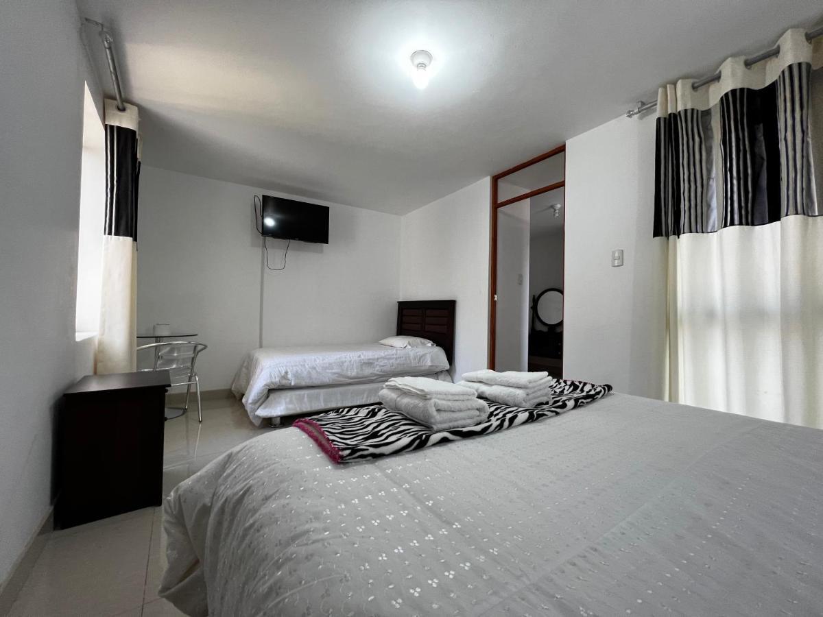 Hostal Santa Rosa Caraz Exterior photo