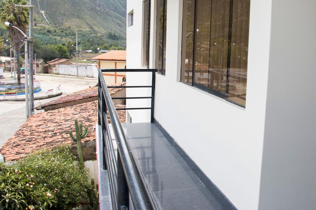 Hostal Santa Rosa Caraz Room photo
